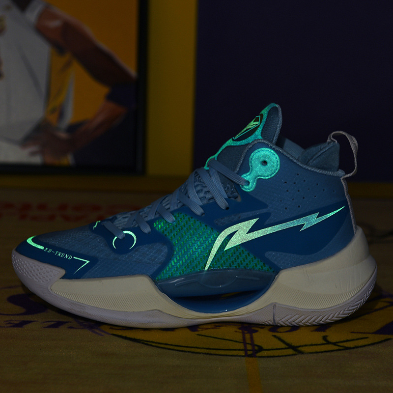 Men's Wear-resistant Combat Basketball Shoes - Image 4